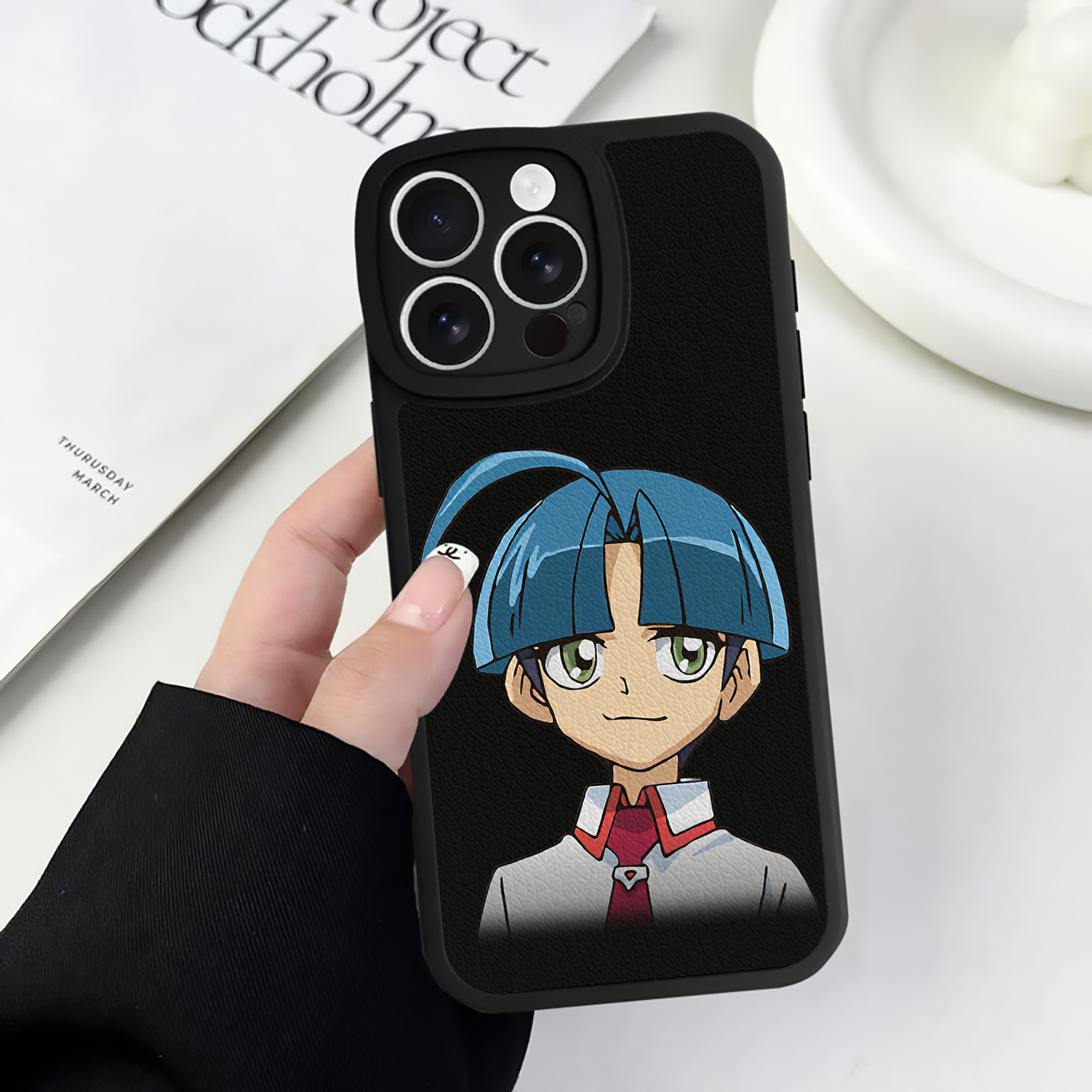 （画像用） 遊☆戯☆王 Yu-Gi-Oh! 【iPhone 16シリーズ対応】シリコンスマホケース（レザー調） 材質：シリコン